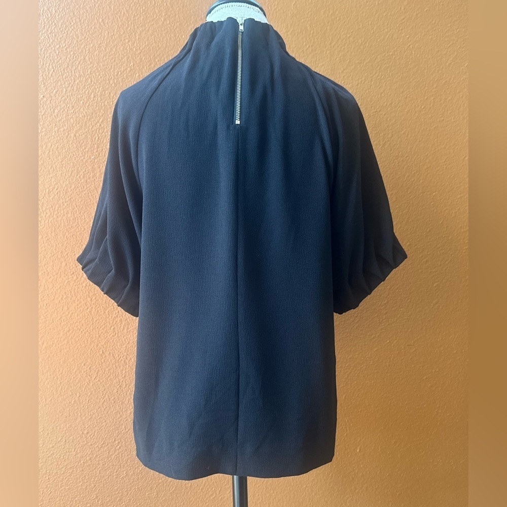 OAK Classic High Neck Crepe Black Blouse Size Small EUC! - Picture 6 of 8